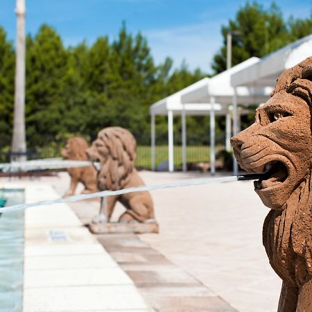 Monumental Hotel Orlando Williamsburg Екстер'єр фото