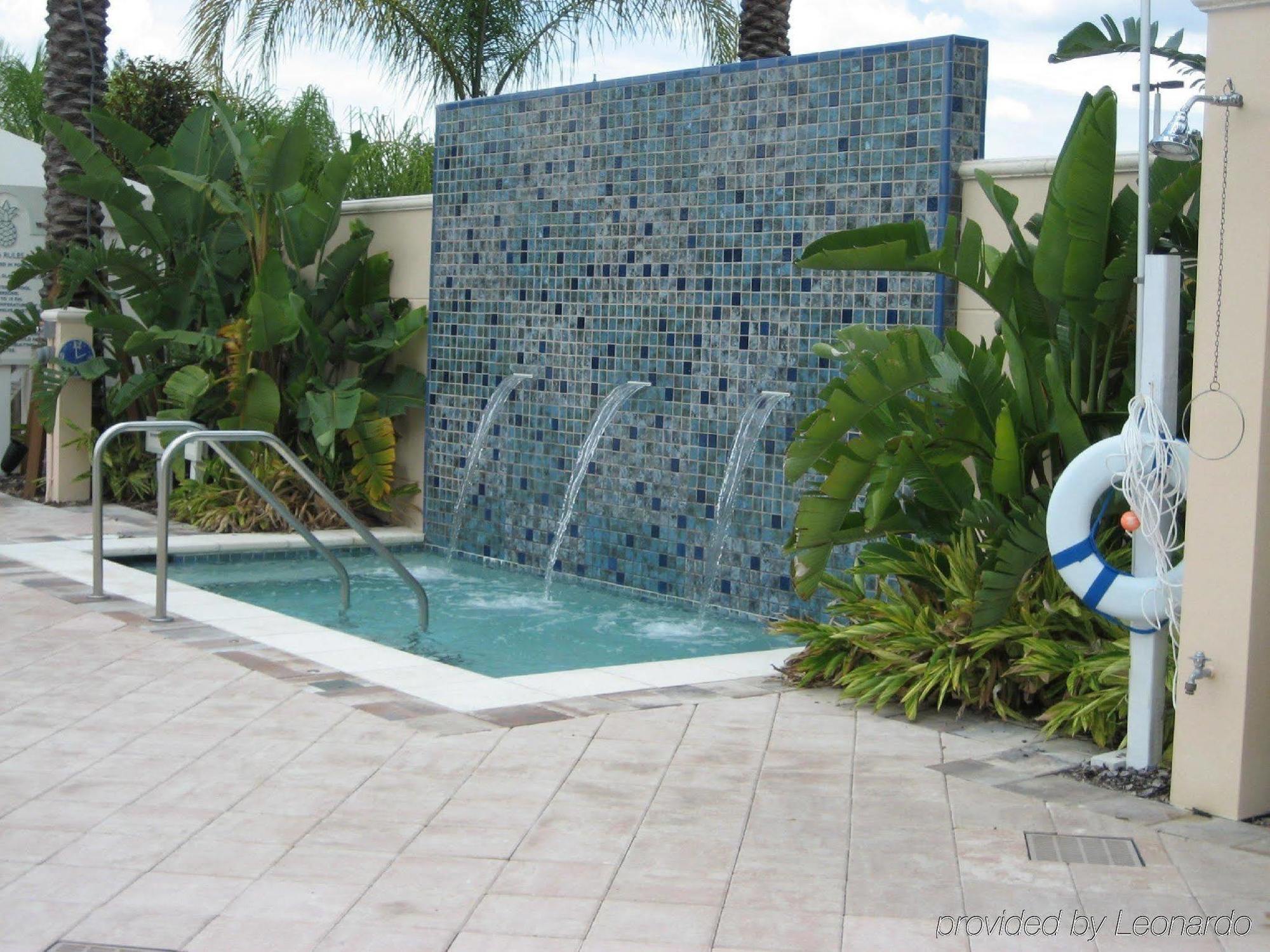 Monumental Hotel Orlando Williamsburg Екстер'єр фото